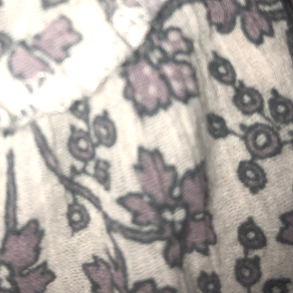 COPY - Flowey Ralph Lauren floral top - Picture 4 of 4